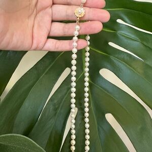 Elegant Pearl Necklace Strand